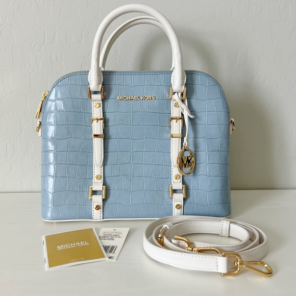 ✘ ✘ 𝗦𝗢𝗟𝗗 ✘ ✘ - Picture 6 of 10